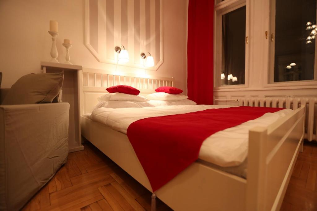 d.Five Classic Luxury Apartment Budapest Chambre photo